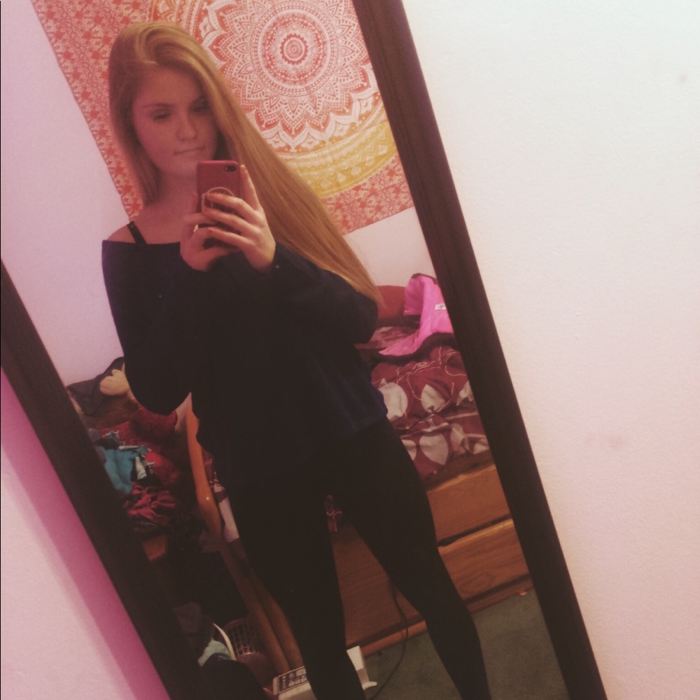Lightweight sweater